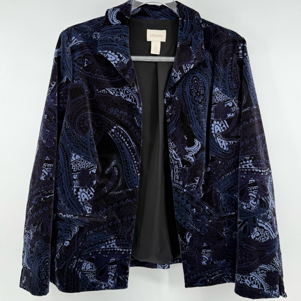 Chico's Velour Velvet Black and Blue Paisley Blazer size 1 Whimsigoth Corporate